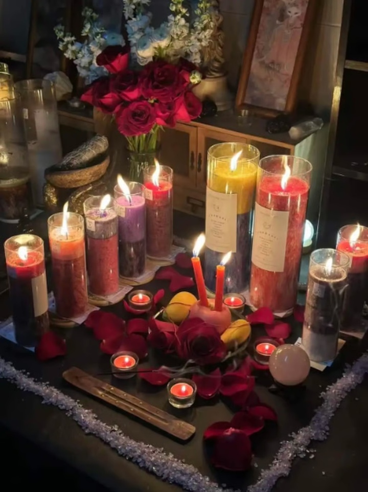 Giới trẻ đang mua nhiều loại nến thơm như hình trên, cho thấy sự gia tăng của xu hướng tiêu dùng dựa trên cảm xúc. (Ảnh: QQ)