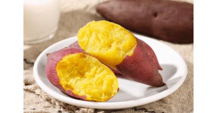 Hàm lượng chất xơ cao giúp khoai lang tạo cảm giác no lâu hơn (Ảnh: Shutterstock)