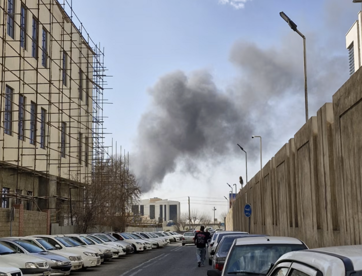 Tổng thống Donald Trump mô tả chiến dịch quân sự ở Iran là “quy mô lớn và đang diễn ra”, nhằm ngăn chặn nước này gây nguy hiểm đến tính mạng người Mỹ. (Ảnh: Getty)