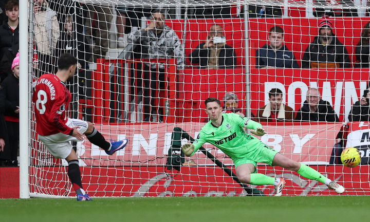 Man Utd gỡ hòa. (Ảnh: Reuters)