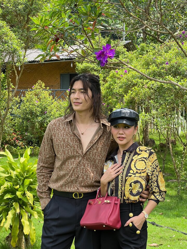 Diễn viên Quốc Anh đóng vai Ngọc Sơn - chồng Hải Lan (Văn Mai Hương) trong phim "Thỏ ơi".