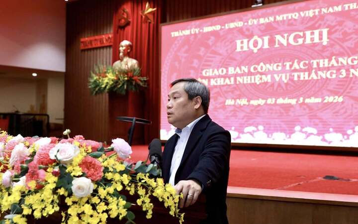 Chủ tịch UBND thành phố Hà Nội Vũ Đại Thắng phát biểu tại hội nghị.