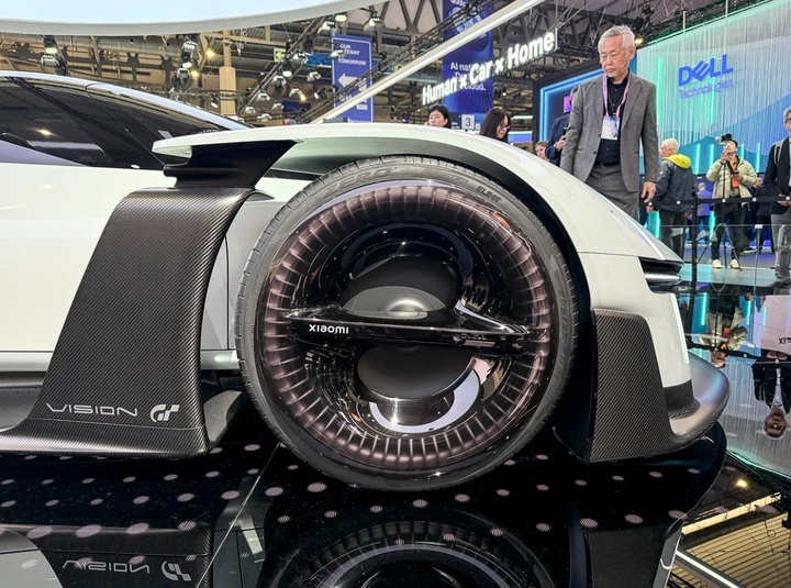 Xiaomi cho biết, Vision GT là mẫu xe ý tưởng phát triển cho trò chơi, song việc đầu tư chế tạo bản thực tế cho thấy tham vọng thử nghiệm giới hạn thiết kế. Hiện chưa có thông tin về kế hoạch sản xuất thương mại.