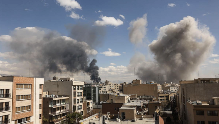 Không quân Israel khẳng định những vụ tấn công này nhằm vào “mục tiêu quân sự” thuộc chính quyền Iran và lực lượng Hezbollah được Tehran hậu thuẫn ở Lebanon. (Ảnh: WANA)