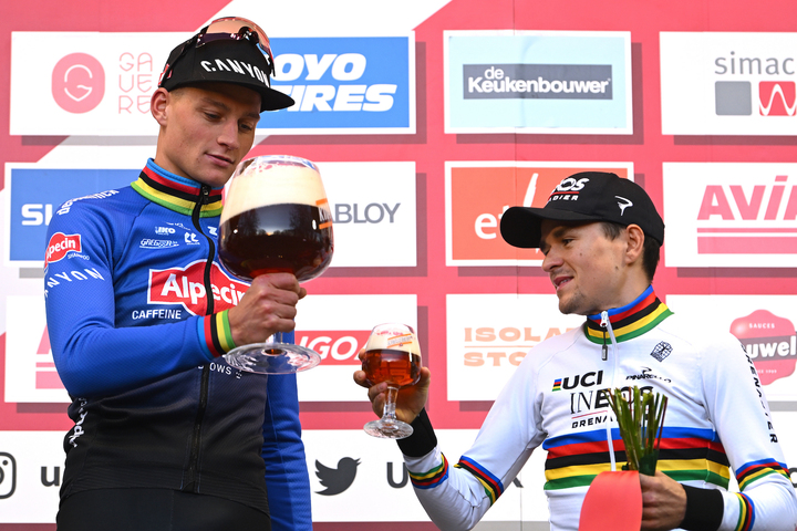 Cánh mày râu và thậm chí vận động viên cũng yêu thích bia không cồn. (Ảnh: Athetic)