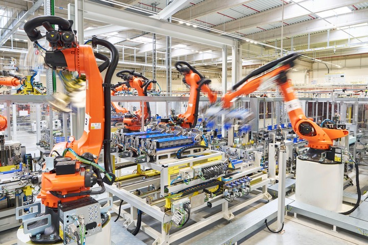 Dây chuyền lắp ráp hệ thống pin xe điện hiện đại của Skoda tại Mladá Boleslav. (Ảnh: Skoda)