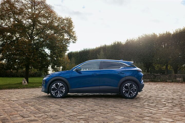 Mua VinFast VF 6 chỉ 0 đồng trả trước, 0 đồng sạc pin, lãi suất cố định 7%/năm - 1