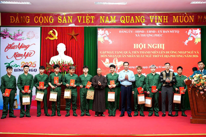 Năm 2026 Xã Thượng Phúc, Hà Nội có 32 tân binh, trong đó có 26 thanh niên thực hiện nghĩa vụ quân sự và 6 thanh niên thực hiện nghĩa vụ Công an nhân dân. Trước đó ngày 28/2, xã Thượng Phúc đã tổ chức gặp mặt, tặng quà và động viên các tân binh lên đường nhập ngũ.