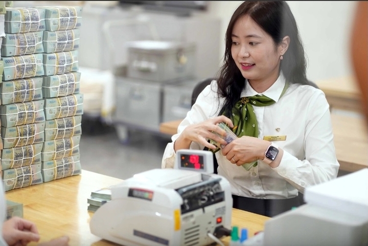 Lãi suất vay mua nhà đã tăng mạnh sau 1 năm. (Ảnh: Đ.V)