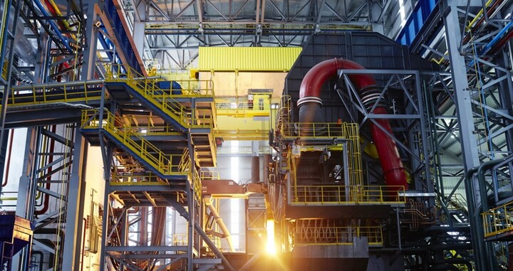 Lò điện hồ quang sử dụng phế liệu, giúp giảm lượng quặng sắt tiêu thụ. (Ảnh: Primetals)