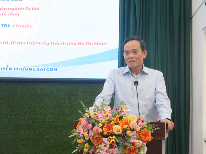 Bí thư Thành ủy Trần Lưu Quang là một trong 5 ứng cử viên tại đơn vị bầu cử số 6, gồm các phường trung tâm TP.HCM, trong đó có phường Sài Gòn, phường Tân Định, phường Bến Thành...