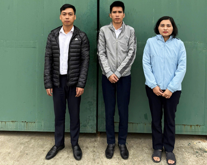 Nhóm cán bộ thuộc bị khởi tố, bắt tạm giam.