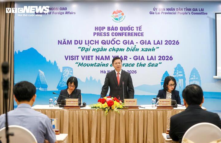 Quang cảnh họp báo quốc tế cung cấp thông tin về Năm Du lịch quốc gia - Gia Lai 2026.