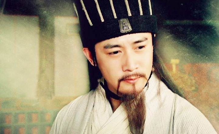 Gia Cát Lượng ngoài 40 tuổi vẫn chưa có con.