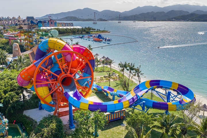 VinWonders Nha Trang sở hữu các trò chơi đẳng cấp thế giới lần đầu xuất hiện tại Việt Nam.