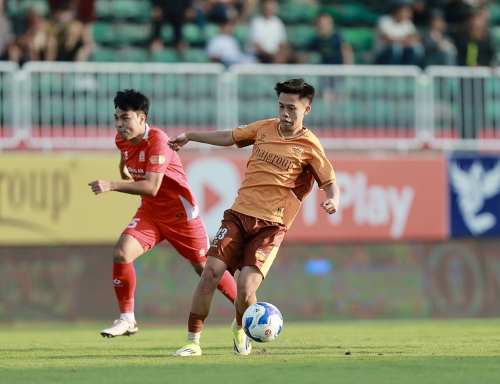 HAGL thua CLB Công an TP.HCM ở vòng 15.