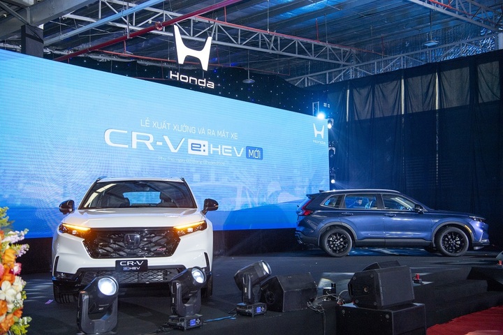 CR-V e:HEV, mẫu xe hybrid đầu tiên của Honda lắp ráp tại Việt Nam.