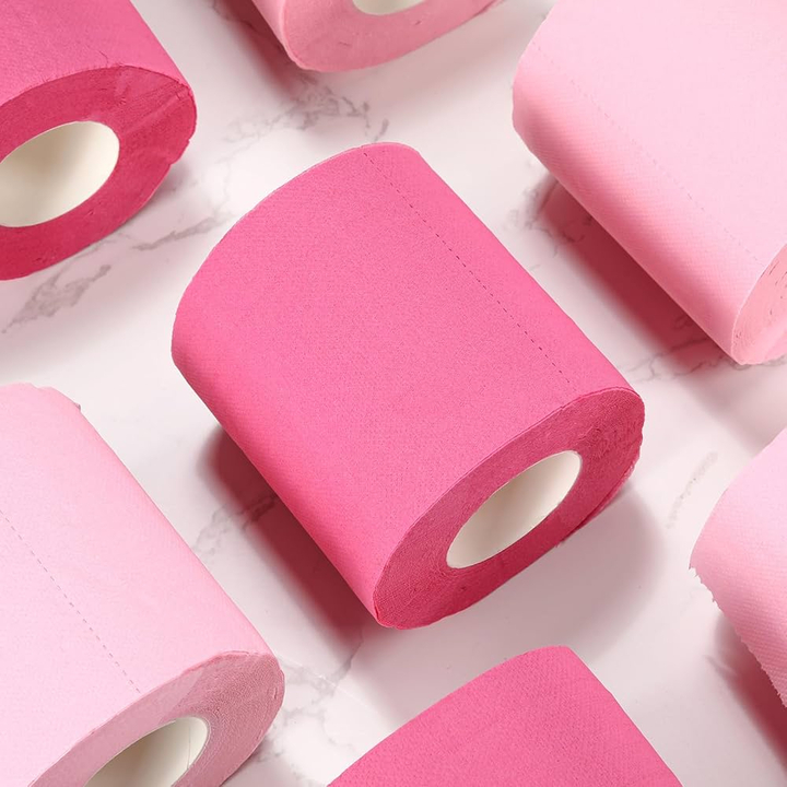 Từ thập niên 1960 đến nay, giấy vệ sinh màu hồng vẫn phổ biến tại Pháp.