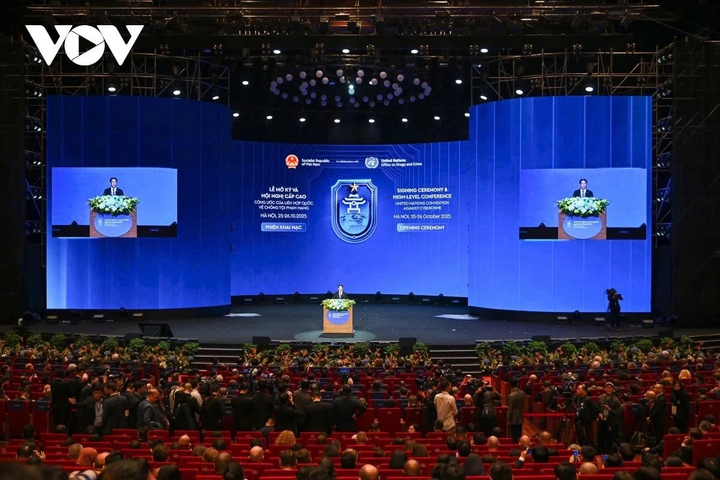 Lễ mở ký Công ước của Liên hợp quốc về chống tội phạm mạng (Công ước Hà Nội) được tổ chức trọng thể tại Trung tâm hội nghị Quốc gia, Hà Nội.