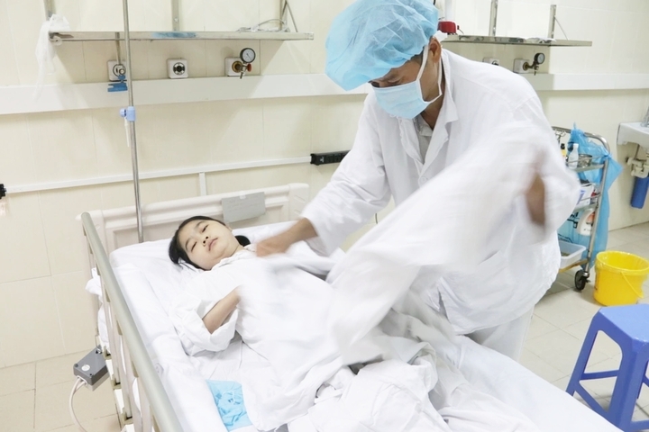 Hình ảnh Chi thời điểm mới ghép tim năm 2019. (Ảnh: BVCC)