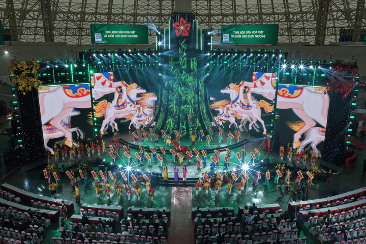 Hệ thống LED tại sảnh Trung tâm Triễn lãm Quốc gia.