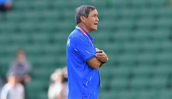 HLV Mai Đức Chung chia tay bóng đá nữ Việt Nam.