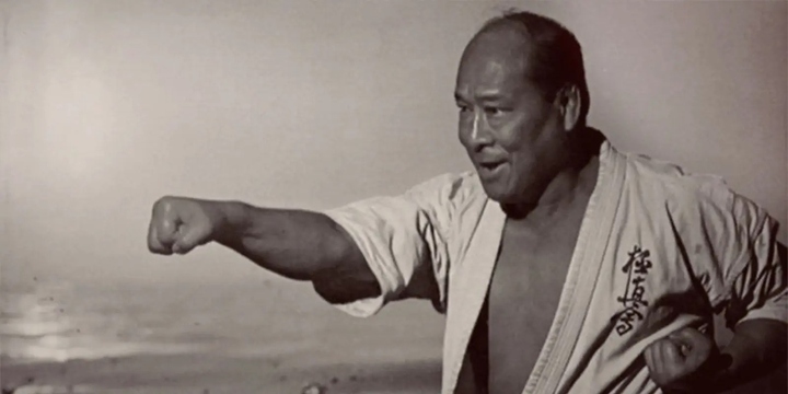 Mas Oyama là nguồn cảm hứng cho nhiều thế hệ võ sĩ karate