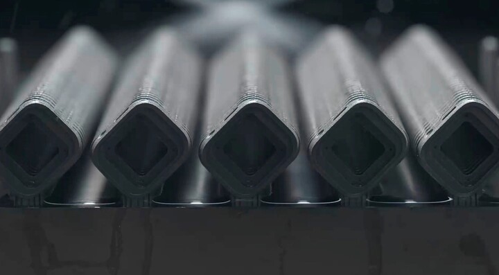 Vỏ Apple Watch Ultra được in 3D. (Ảnh: Apple)