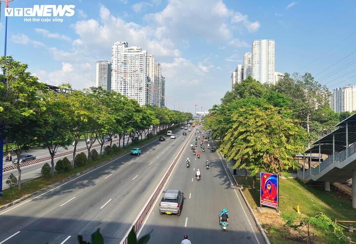 Lưu lượng phương tiện trên một số tuyến đường ở TP.HCM có dấu hiệu giảm so với trước.