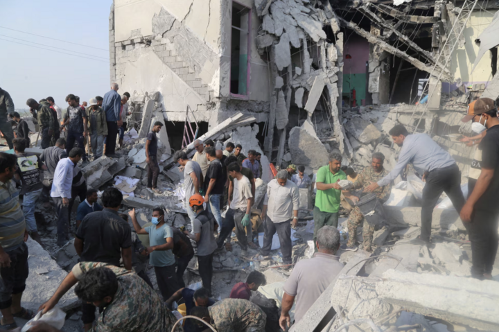 Cuộc tấn công vào trường nữ sinh ở Iran khiến 175 người thiệt mạng. (Ảnh: Reuters)