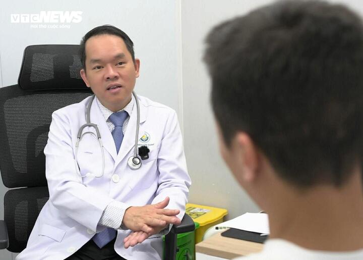 B&aacute;c sĩ tim mạch: Đặt stent tại Mỹ tốn 1,5 tỷ đồng, về Việt Nam chỉ 100 triệu- Ảnh 1.