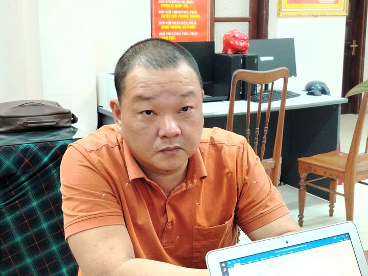 Trần Văn Toán tại cơ quan công an.