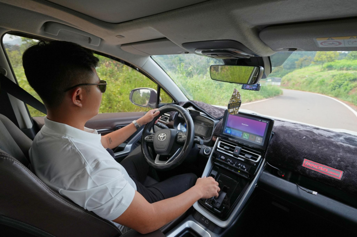 Xe Hybrid được người dùng đánh giá cao về khả năng tiết kiệm nhiên liệu.