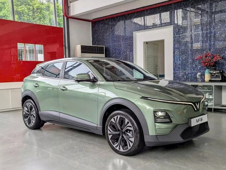 Mẫu crossover hạng B giữ nhịp bàn giao ổn định.