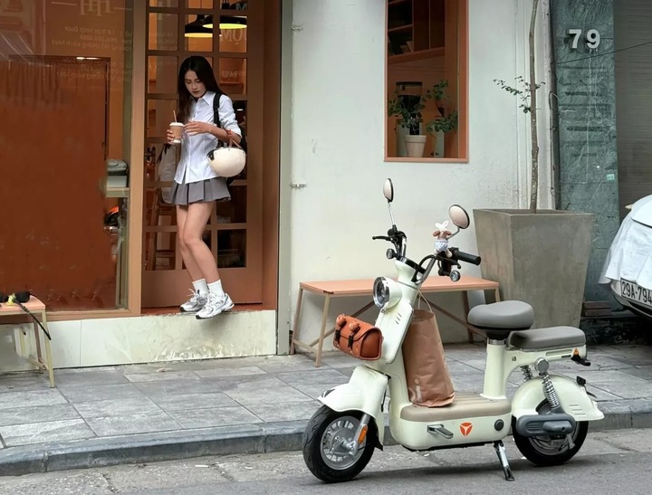 Sản phẩm sử dụng ắc quy công nghệ Graphene giúp tối ưu hóa tuổi thọ và quãng đường di chuyển.