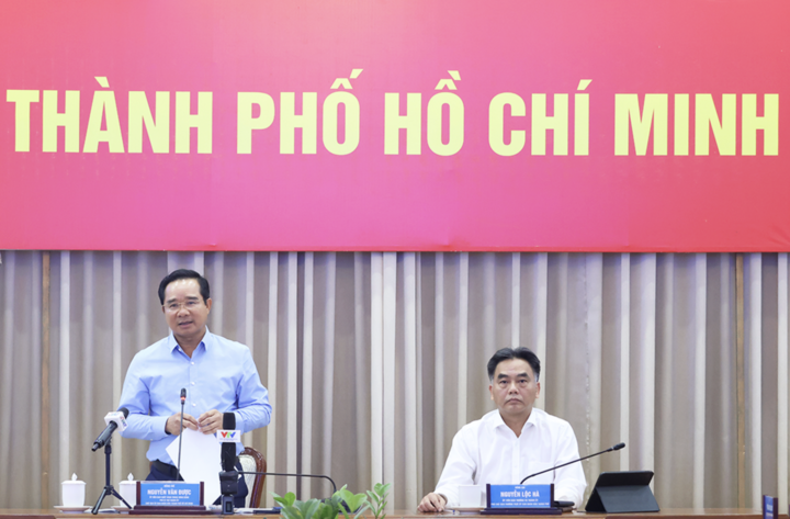 Chủ tịch UBND TP.HCM Nguyễn Văn Được phát biểu tại hội thảo.