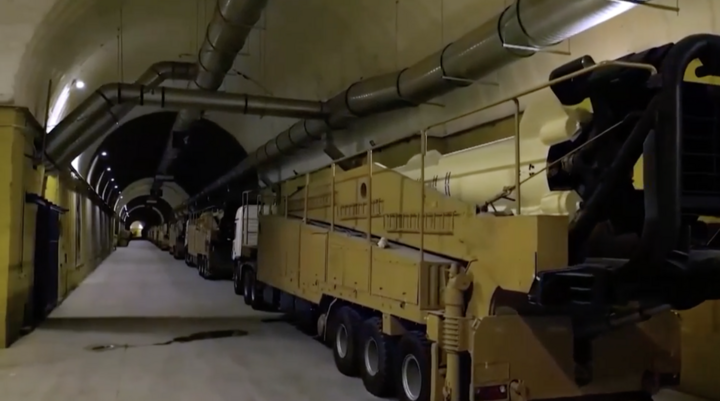 Trước đó, Iran đã công bố video ghi lại hình ảnh bên trong cơ sở ngầm lớn nhất của mình. (Nguồn: Reuters)