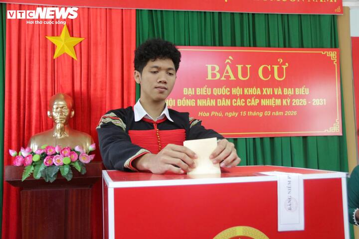 Ông Y Wer Ktul, Buôn trưởng buôn Tuôr, cho biết toàn buôn hiện có 130 hộ với khoảng 430 cử tri, trong đó 128 hộ là người Ê Đê và 2 hộ là người dân tộc Thái. Hiện trong buôn còn 6 nhà dài, người dân mong muốn thời gian tới được Nhà nước quan tâm hỗ trợ để bảo tồn, phát huy các giá trị văn hóa, đồng thời phát triển du lịch cộng đồng nhằm tạo việc làm, tăng thu nhập cho người dân.