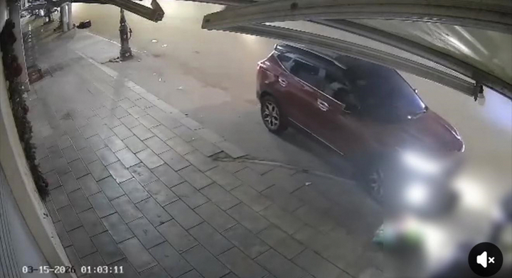 Phương tiện gây tai nạn tại hiện trường. (Ảnh trích xuất từ camera)