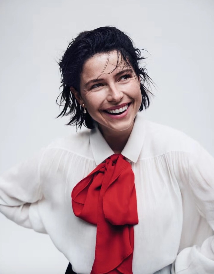 Jessie Buckley đang là ngôi sao tiềm năng của Hollywood.