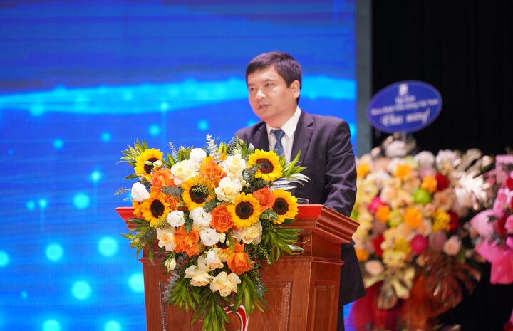 PGS.TS Đặng Hoài Bắc - Giám đốc Học viện Công nghệ Bưu chính Viễn thông (PTIT) - phát biểu tại sự kiện. (Ảnh: PTIT)