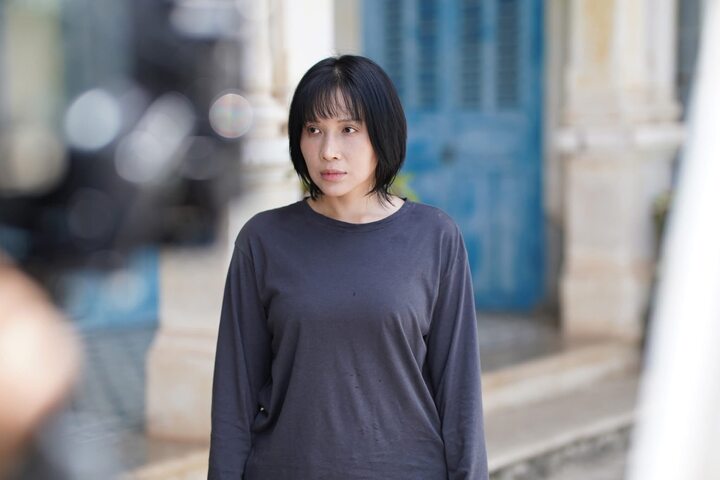 "Quỷ nhập tràng 2" đang là cái tên gây chú ý tại phòng vé Việt khi dẫn đầu doanh thu với hơn 86 tỷ đồng sau gần 2 tuần ra rạp. Bộ phim được dự đoán sớm cán mốc 100 tỷ đồng.