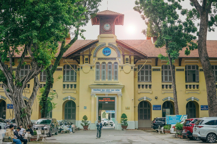 Trường ĐH Sài Gòn được tổ chức lại trên cơ sở sáp nhập Trường CĐ Sư phạm Bà Rịa - Vũng Tàu vào Trường ĐH Sài Gòn. (Ảnh: Phạm Nguyễn)