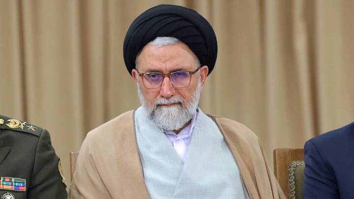 Ông Esmaeil Khatib.