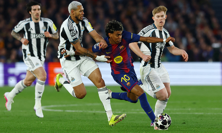 Barcelona đánh bại Newcastle United. (Ảnh: Reuters)