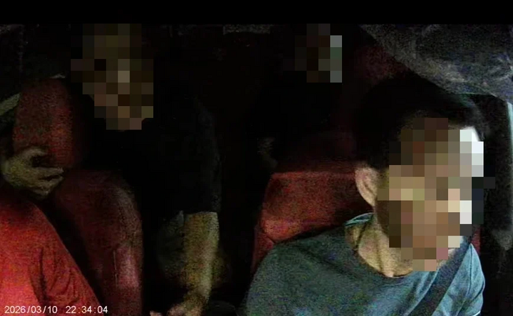 Camera hành trình ghi lại toàn bộ vụ việc nhạc sĩ Minh Khang xúc phạm, dọa đánh tài xế. (Ảnh chụp màn hình)