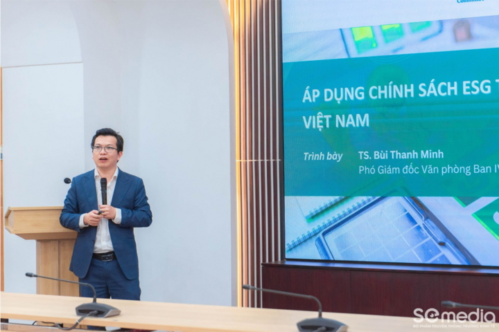 TS. Bùi Thanh Minh cùng đại diện các doanh nghiệp thảo luận về khả năng áp dụng ESG trong bối cảnh thực tế tại Việt Nam.