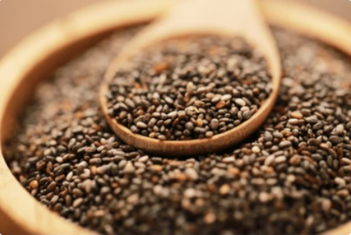 Nhiều người uống hạt chia mỗi ng&agrave;y nhưng đang mắc 4 sai lầm n&agrave;y- Ảnh 1.