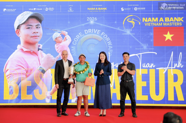 Nguyễn Tuấn Anh giành danh hiệu Golfer nghiệp dư xuất sắc nhất - Best Amateur.