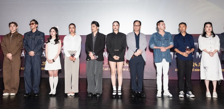 Dàn diễn viên của phim "Đại tiệc trăng máu 8.